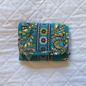 Rare Vera Bradley peacock fabric wallet Paisley blue fabric padded aqua pattern